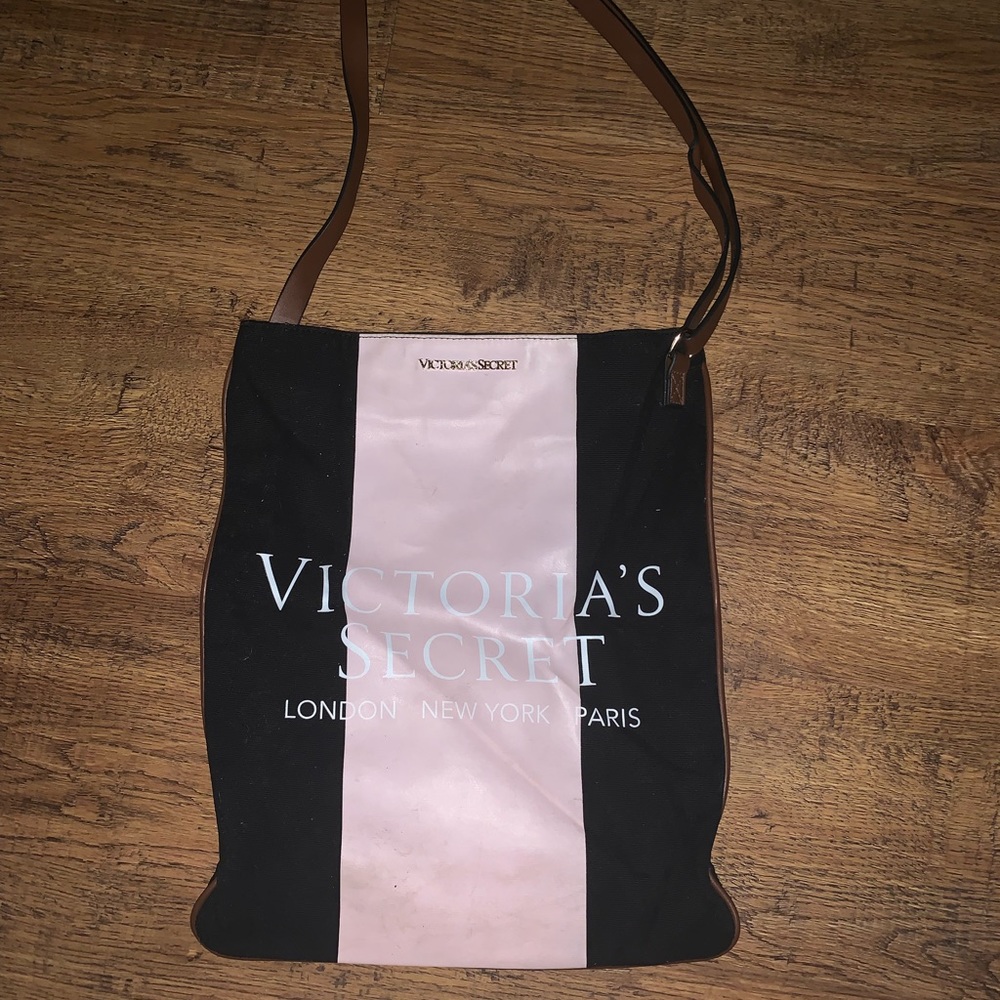 Victoria’s Secret crossbody bag